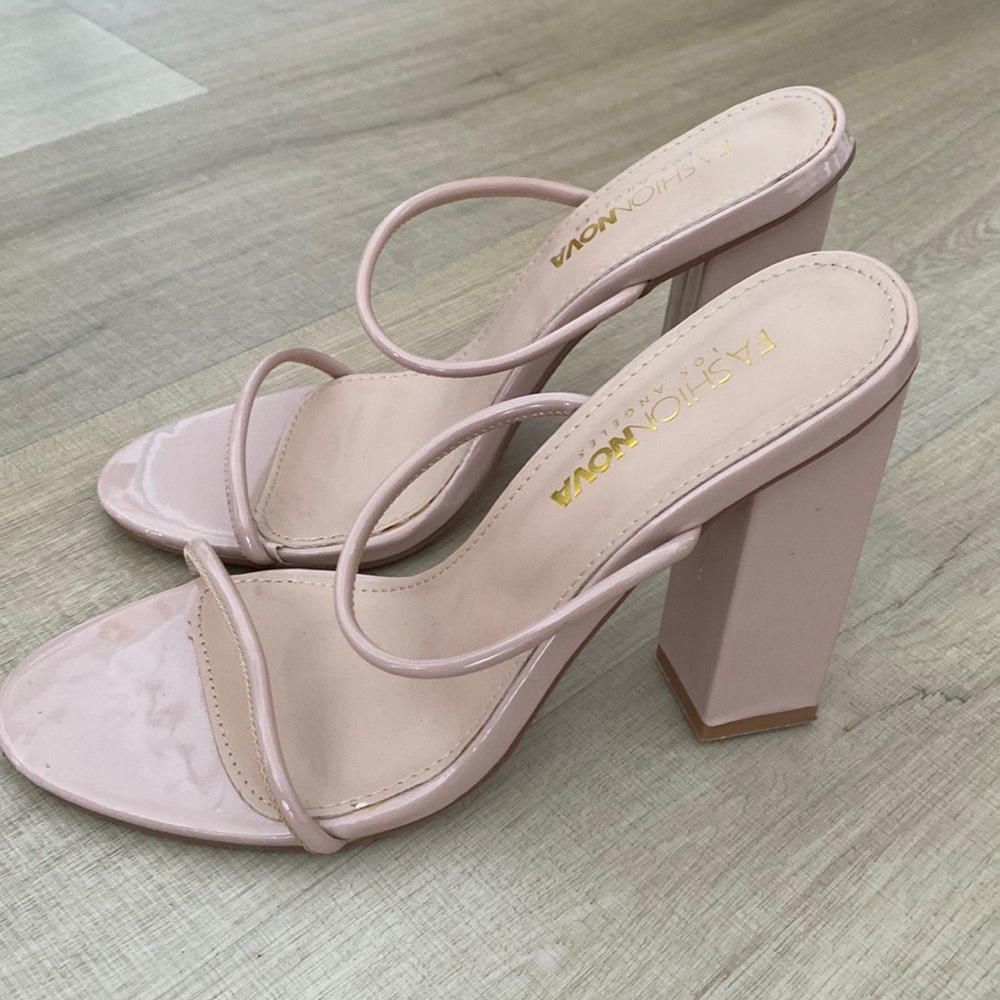 Heels / fashion nova